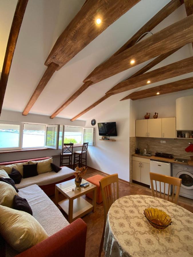Sunny Bay Apartments コトル エクステリア 写真