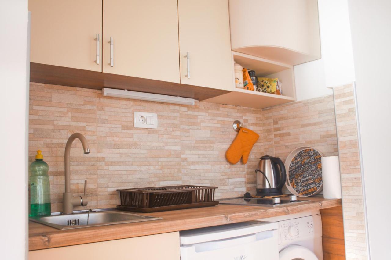 Sunny Bay Apartments コトル エクステリア 写真