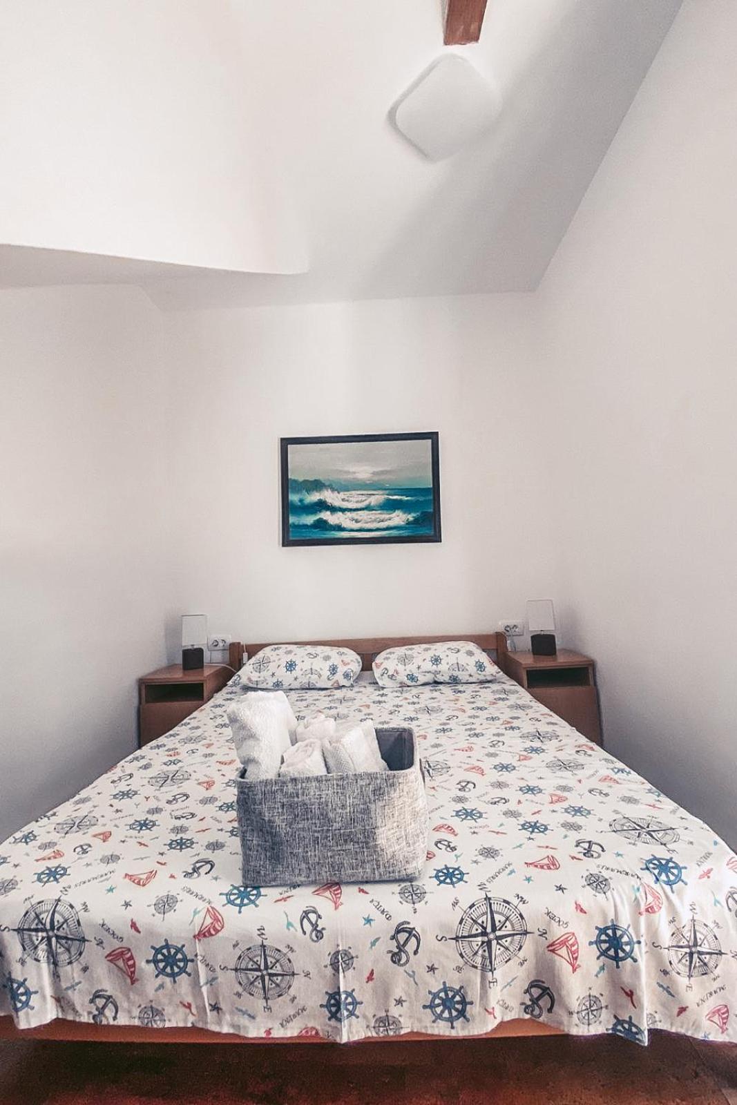 Sunny Bay Apartments コトル エクステリア 写真