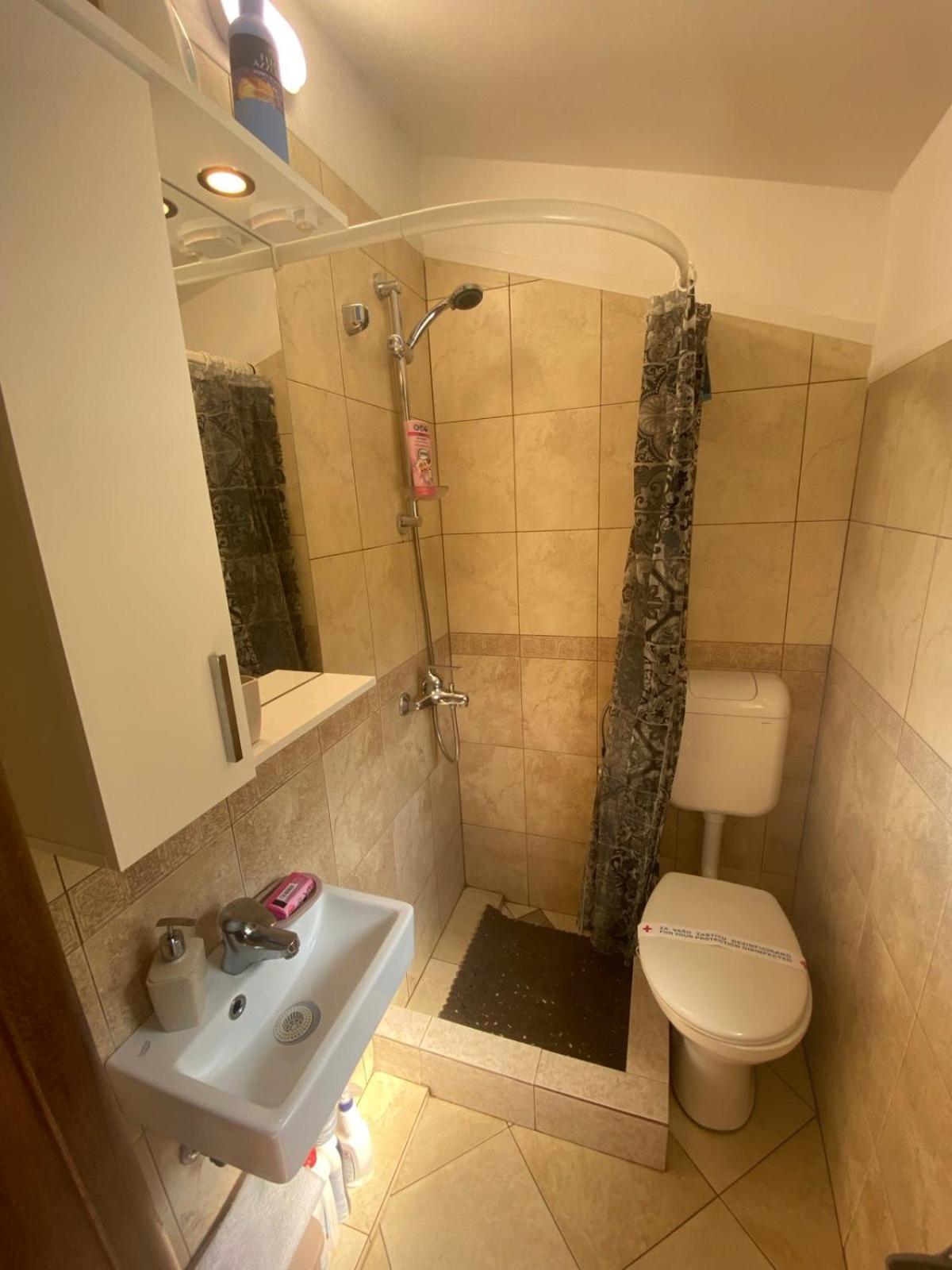 Sunny Bay Apartments コトル エクステリア 写真